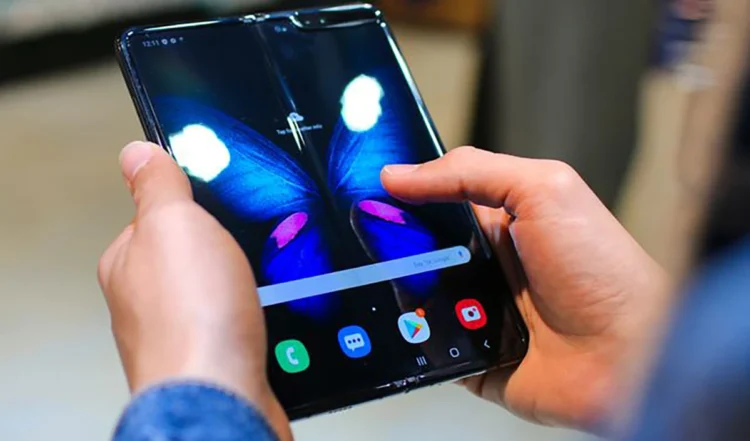 apple to launch foldable iphone ultra 7 8 inch screen and a20 pro chipset will make waves