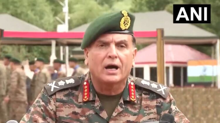 ‘मरना सभी को है तुम भले मरे, करके नमक हलाल लड़ते हुए गिरे’, कारगिल विजय दिवस पर भारतीय सेना प्रमुख जनरल धीरज सेठ ने सुनाई कविता