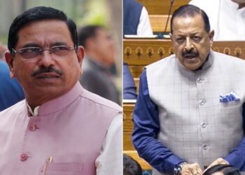 प्रह्लाद जोशी की जगह जितेंद्र सिंह ने क्यों पेश किया एंटी-पेपर लीक बिल? असली वजह चौंकाएगी