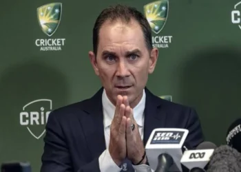England Test Team की रेस में Justin Langer सबसे आगे, रवि शास्त्री और राहुल द्रविड़ दावेदारी से बाहर