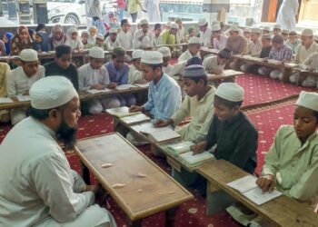 उत्तराखंड में मदरसा शिक्षा व्यवस्था में बड़ा बदलाव, आज से बंद हुआ मदरसा बोर्ड, लागू होंगे स्कूलों वाले नियम