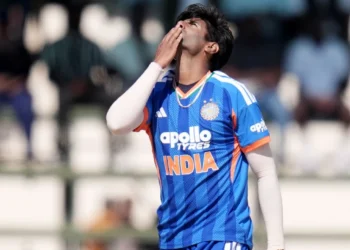 Mayank Yadav की 149 km/h Speed ने जिम्बाब्वे को चौंकाया, पिता की मन्नत और BCCI का भरोसा रंग लाया