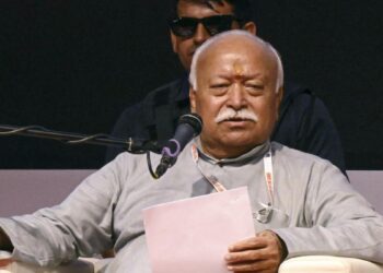 ‘Gen-Z शांत मन से नहीं सोचते, जो बात सही लगती, उसी की ओर हो जाते हैं आकर्षित’, मोहन भागवत का बयान