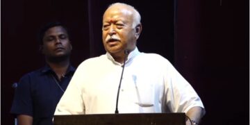 ‘अपना सब कुछ छोड़कर पाकिस्तान से भारत आने वाले लोग शरणार्थी नहीं विस्थापित थे’, RSS प्रमुख मोहन भागवत