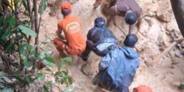 नगालैंड में भारी बारिश से तबाही, भूस्खलन के कारण 8 की मौत, 12 घायल