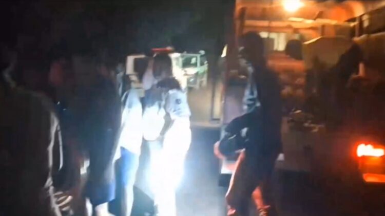 बीमार पति को अस्पताल ले जा रही थी महिला, कार का हो गया एक्सीडेंट, एक ही परिवार के 3 लोगों की मौत