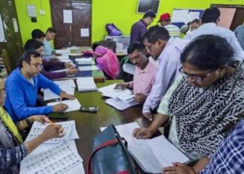 ओडिशा में SIR की ड्राफ्ट वोटर लिस्ट जारी, 20 लाख से ज्यादा नाम कटे; ड्राफ्ट वोटर लिस्ट में ऐसे चेक करें अपना नाम
