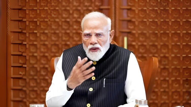होर्मुज संकट पर एक्शन मोड में सरकार! पीएम मोदी ने मंत्रियों संग की बड़ी बैठक, पेट्रोलियम और खाद को लेकर दिए अहम निर्देश