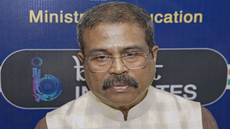 शिक्षा मंत्रालय रात 8 बजे करेगा ऐलान, परीक्षा कराने वाली NTA में होंगे बड़े बदलाव