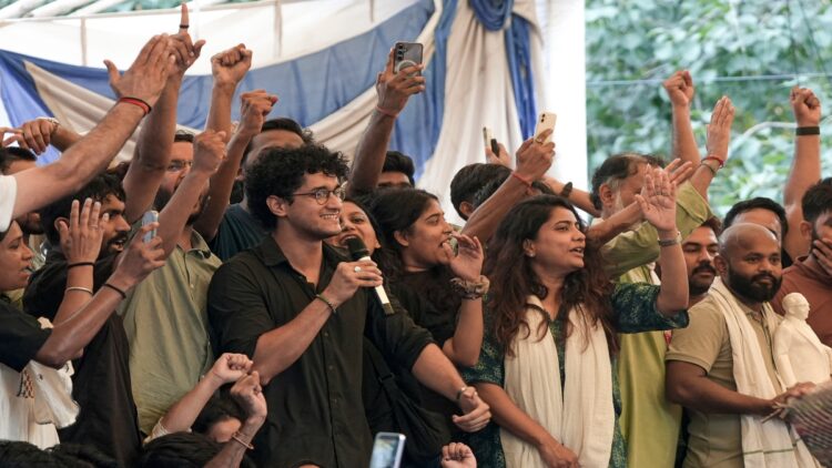 “समस्याओं का समाधान नहीं हुआ, तो हम फिर यहीं लौटेंगे”, CJP की नए शिक्षा मंत्री को चेतावनी