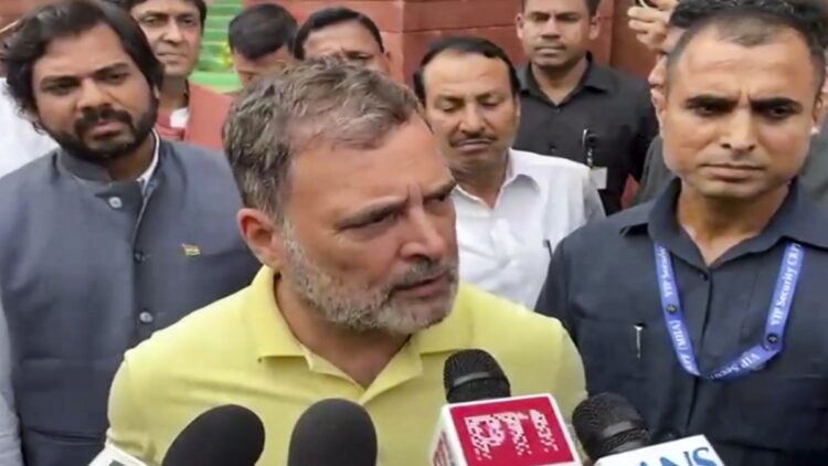राहुल गांधी का प्रल्हाद जोशी पर तीखा हमला, बोले- ‘बलात्कारियों का बचाव करने वाला सबसे घिनौना आदमी’