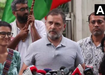 ‘शिक्षा मंत्री का इस्तीफा, पुलिस वालों को सजा और प्रधानमंत्री की माफी’, राहुल गांधी ने छात्रों के नाम पर रखीं 3 मांगें