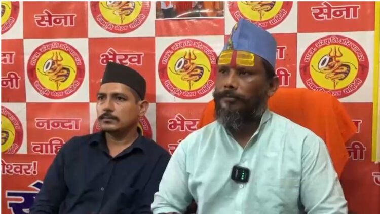 बद्रीनाथ मंदिर में दान-चढ़ावे के चोरी मामले को उजागर करने वाले संदीप खत्री से जुड़ी बड़ी खबर, पुलिस ने 2.5 घंटे के लिए नजरबंद किया