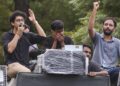“गिरफ्तार छात्र मंगलवार तक नहीं छूटे तो दोबारा प्रदर्शन होगा”, CJP के सौरव दास बोले- ‘कपिल सिब्बल भी हमारे साथ’