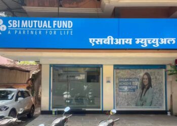 SBI Funds Management की शेयर बाजार में एंट्री, 7% प्रीमियम के साथ लिस्ट हुए शेयर