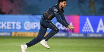 ICC ODI रैंकिंग में शुभमन गिल फिर बने दुनिया के नंबर वन बल्लेबाज, मिचेल को पछाड़ा