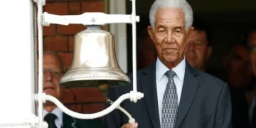 क्रिकेट इतिहास के सबसे महान All-rounder Sir Garfield Sobers का 89 की उम्र में निधन, Cricket World में शोक की लहर