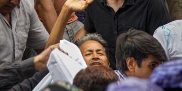 ’20 दिन के अनशन से कमजोर हुए सोनम वांगचुक’, जानें सफदरजंग अस्पताल ने और क्या कहा