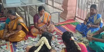 चढ़ावे के मामले में श्री दंडायुथापाणी स्वामी मंदिर ने तोड़ा अपना ही रिकॉर्ड, कैश, सोना-चांदी और विदेशी मुद्रा के रूप में खूब मिला दान