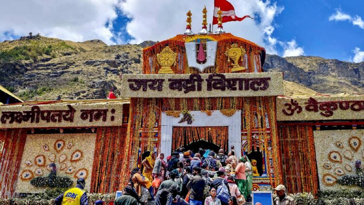बद्रीनाथ-केदारनाथ मंदिर समिति का कर्मचारी सस्पेंड, चढ़ावा चोरी मामले में बड़ा एक्शन