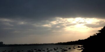 उमस भरी गर्मी से घबराइए मत, जल्द बरसेंगे बादल, मौसम विभाग ने दी करोड़ों लोगों को खुशखबरी