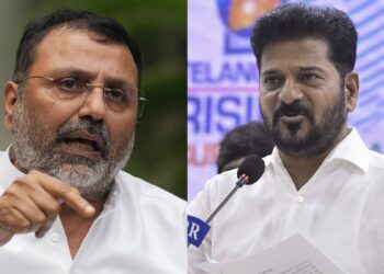 रेवंत रेड्डी ने इंजीनियरिंग स्टूडेंट्स पर की ऐसी टिप्पणी, निशिकांत दुबे को बोलना पड़ा- ‘गलती उनकी नहीं, राहुल गांधी जो कहते हैं वही वो करते हैं’