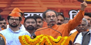 उद्धव ठाकरे को बड़ा झटका, बागी सांसदों को शिंदे गुट में जाने की मिली मान्यता, जानें क्या हैं उनके नाम