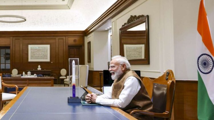 पीएम मोदी ने सचिवों के साथ की उच्च-स्तरीय बैठक, विकसित भारत के लक्ष्य पर हुई चर्चा