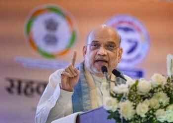 गृहमंत्री अमित शाह ने लोकसभा अध्यक्ष को चिट्ठी लिखी, छात्र आंदोलन पर चर्चा कराने की मांग