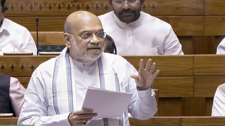 LIVE: मानसून सत्र के सिर्फ 2 दिन बचे, लोकसभा और राज्यसभा की कार्यवाही दोपहर 2 बजे तक स्थगित, आज अमित शाह दे सकते हैं बयान
