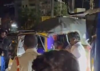 आंध्र प्रदेश में ऑटो रिक्शा में घुसी बस, 7 लोगों की मौत, 2 की हालत गंभीर