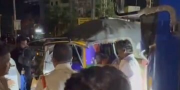 आंध्र प्रदेश में ऑटो रिक्शा में घुसी बस, 7 लोगों की मौत, 2 की हालत गंभीर