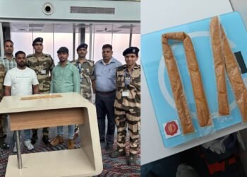 260 ग्राम गोल्ड मेटल पाउडर लेकर आ रहे थे दो यात्री, एयरपोर्ट पर पकड़े गए, कहां छुपा कर रखा था सामान?