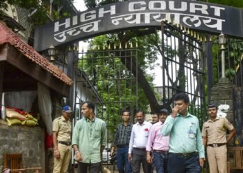 FDA ने सस्पेंड किया था मिठाई दुकान का लाइसेंस, कोर्ट ने दुकानदार के पक्ष में सुनाया फैसला- देने होंगे ₹5 लाख