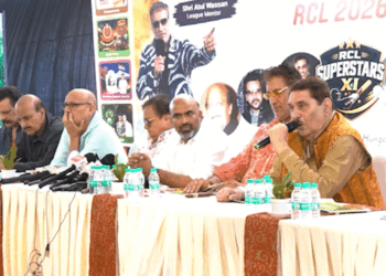 धुरंधर एक्टर राकेश बेदी संभालेंगे आरसीएल की कप्तानी:भूख के खिलाफ क्रिकेट से बदलाव की पहल, अब हर रन भरेगा भूखों की थाली