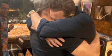 Salman Khan Emotional Post For Sanjay Dutt