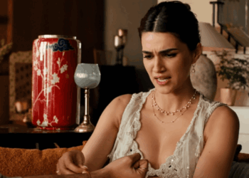 Kriti Sanon Rakshabandhan Ad Controversy