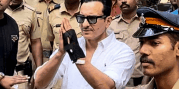 सैफ अली खान पर हमले के आरोपी ने जुर्म कबूला:शरीफुल इस्लाम ने कोर्ट से नरमी की अपील की, पेट में फंसा था चाकू का टुकड़ा