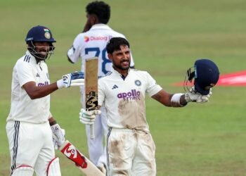 sl vs ind 2nd test dhruv jurel hits century team india crosses 500 run mark sl in deep trouble
