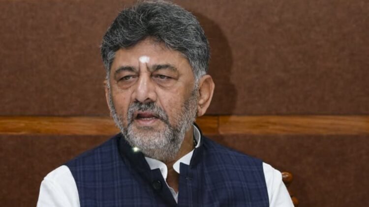 मंत्रिमंडल में नागेंद्र की वापसी पर शिवकुमार का बड़ा बयान, बोले- “घोटाले में उनका हाथ नहीं”; जल्द शामिल होगी महिला मंत्री