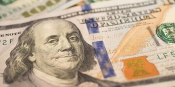 FPIs ने अगस्त में किया ₹16,621 करोड़ का निवेश, लगातार दूसरे महीने भारतीय बाजार में पैसा लगा रहे हैं विदेशी निवेशक