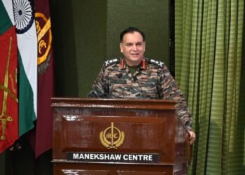 नेपाल की 4 दिन की यात्रा पर जा रहे आर्मी चीफ, जानिए गोरखा कनेक्शन को लेकर क्यों अहम हो सकता है दौरा