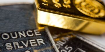 5 August, 2026 Gold/Silver Rate: ₹5,000 महंगी हुई चांदी, सोने की कीमतों में ₹2,200 तक की तेजी