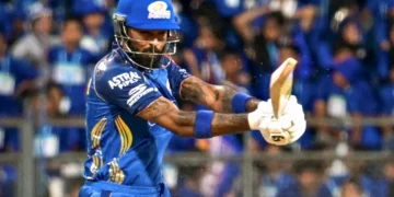 Hardik Pandya ट्रेड पर R Ashwin का बड़ा प्लान, MI को KKR से चाहिए ये दो स्टार!