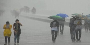 बारिश अभी नहीं थमेगी! UP-बिहार-झारखंड समेत 18 राज्यों में फिर आफत, फ्लैश फ्लड से लेकर भूस्खलन तक का खतरा