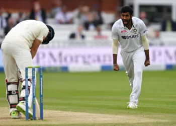 Jasprit Bumrah की Knee Injury ने बढ़ाई Team India की टेंशन, Sri Lanka के खिलाफ गेंदबाजी आक्रमण पड़ेगा कमजोर