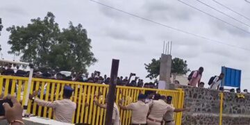 कर्नाटक में सिपाही भर्ती परीक्षा में OMR शीट के सीरियल नंबर पर गलतफहमी को लेकर हंगामा, कई अभ्यर्थियों ने किया एग्जाम का बहिष्कार