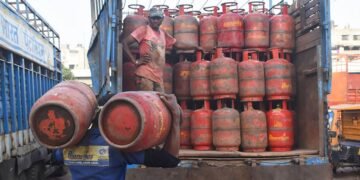 1 सितंबर से बदलने जा रहे हैं LPG से लेकर e-KYC तक के नियम, जानें आप पर क्या पड़ेगा असर