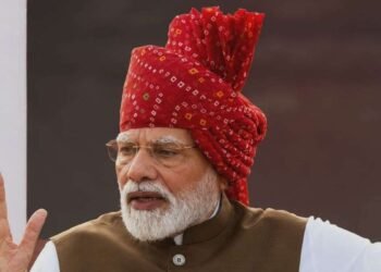 लाल किले से पीएम मोदी ने किया बड़ा ऐलान, देशभर में बनाई जाएंगी 6 करोड़ लखपति दीदी