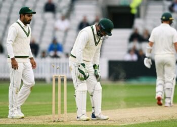 Moin Khan ने दी चेतावनी, Pakistan Cricket के खराब खेल से द्विपक्षीय सीरीज पर संकट